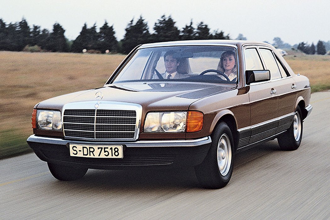 77: Mercedes-Benz S