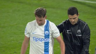 Neuznaný gól kvůli Masopustově faulu na gólmana v zápase Olomouc - Liberec Neuznaný gól kvůli Masopustově faulu na gólmana v zápase Olomouc - Liberec