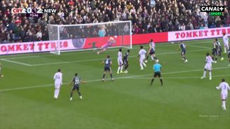 SESTŘIH: Crystal Palace - Newcastle 0:2. Horníček má druhé čisté konto v Premier League SESTŘIH: Crystal Palace - Newcastle 0:2. Horníček má druhé čisté konto v Premier League