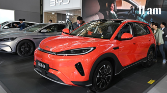 Exportuj, nebo zemři. Čínské automobilky drtí domácí krize, o to agresivněji útočí na svět Exportuj, nebo zemři. Čínské automobilky drtí domácí krize, o to agresivněji útočí na svět