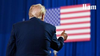 Trump odmítá jednání a ropa divoce roste. Jak konflikt v Hormuzu ničí akcie i vládní dluhopisy Trump odmítá jednání a ropa divoce roste. Jak konflikt v Hormuzu ničí akcie i vládní dluhopisy