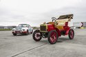 1905: Prvním automobilem značky Laurin & Klement po jízdních kolech byla Voiturette A z roku 1905. Vyrobili jich jen 44 kusů. Originál stojí v muzeu, automobilka ale provozuje funkční repliku z roku 2010.