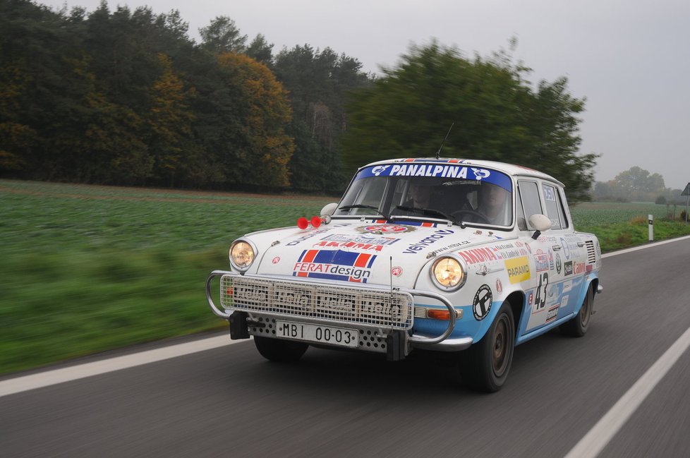 1967: Škoda 1000 MB Rallye se v roce 1993 zúčastnila dálkového závodu z Londýna do Sydney. Později se podívala i do Mexika či na Aljašku. Díky třináctistovce o výkonu 90 koní se rozjede na 170 km/h.