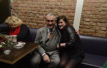 Poražený Schwarzenberg: Pařil se sexy kočkou, zvládl dva večírky!