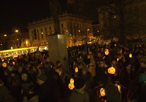 "Těm, co se postavili komunistickému režimu, za hodně vděčíme,"řekl jeden z hlavních organizátorů akce Stanislav Čaban z JAMU.