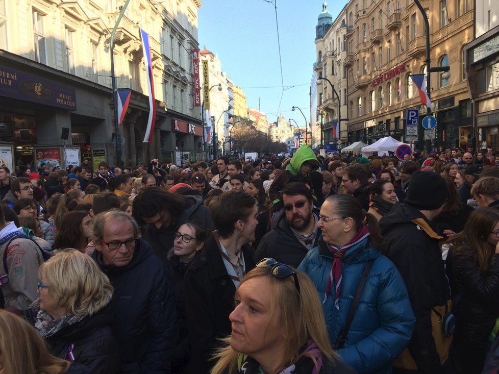 Korzo Národní: Takhle to také vypadalo 17. listopadu 2018 na Národní třídě.