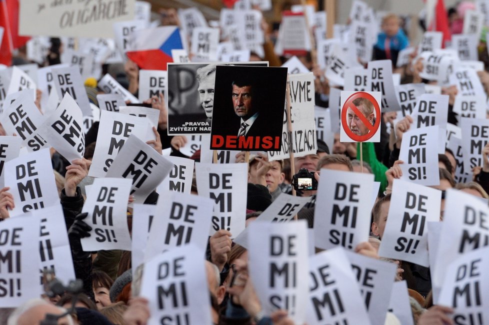 Protibabišovská demonstrace při výročí 17. Listopadu v Praze. (17.11.2018)