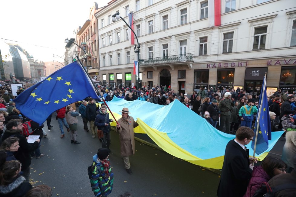 Demonstrace při výročí 17. Listopadu v Praze.