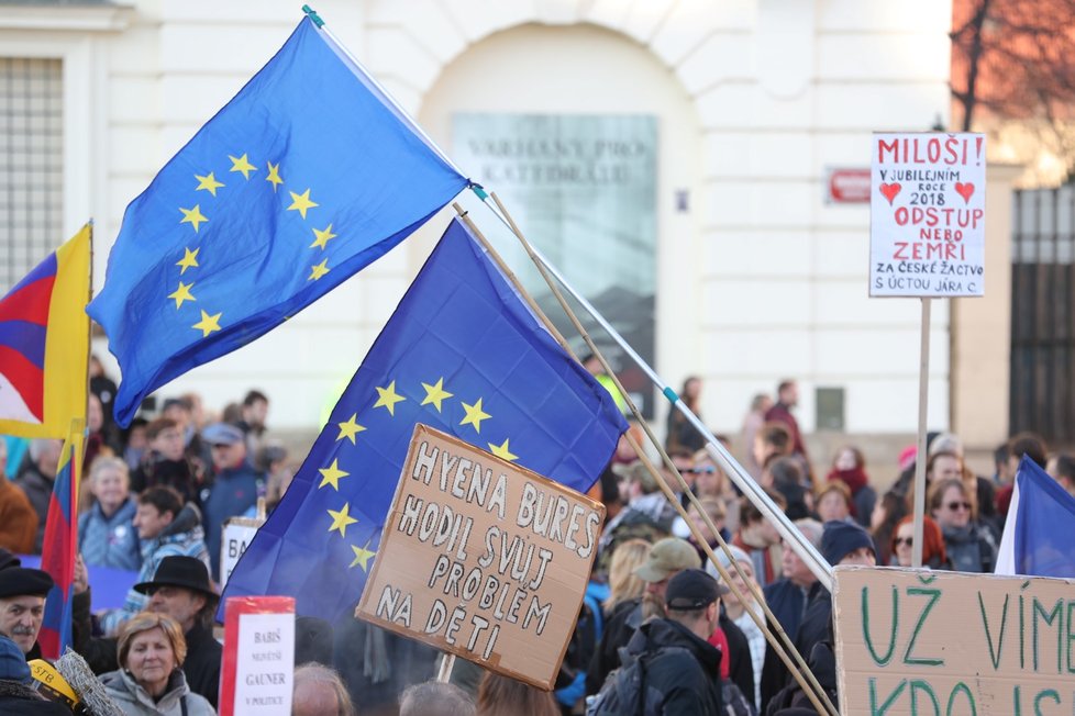 Demonstrace při výročí 17. listopadu v Praze (17.11.2018)