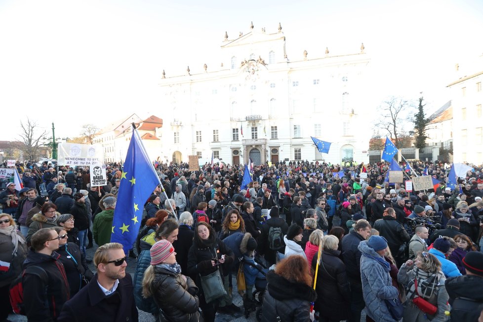 Protesty k výročí 17. listopadu v Praze. (17.11.2018)