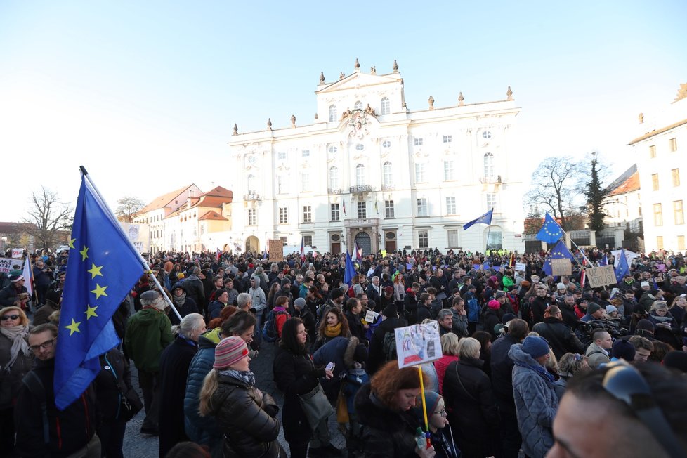 Demonstrace při výročí 17. listopadu v Praze (17.11.2018)