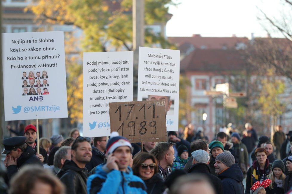 Protesty k výročí 17. listopadu v Praze. (17.11.2018)