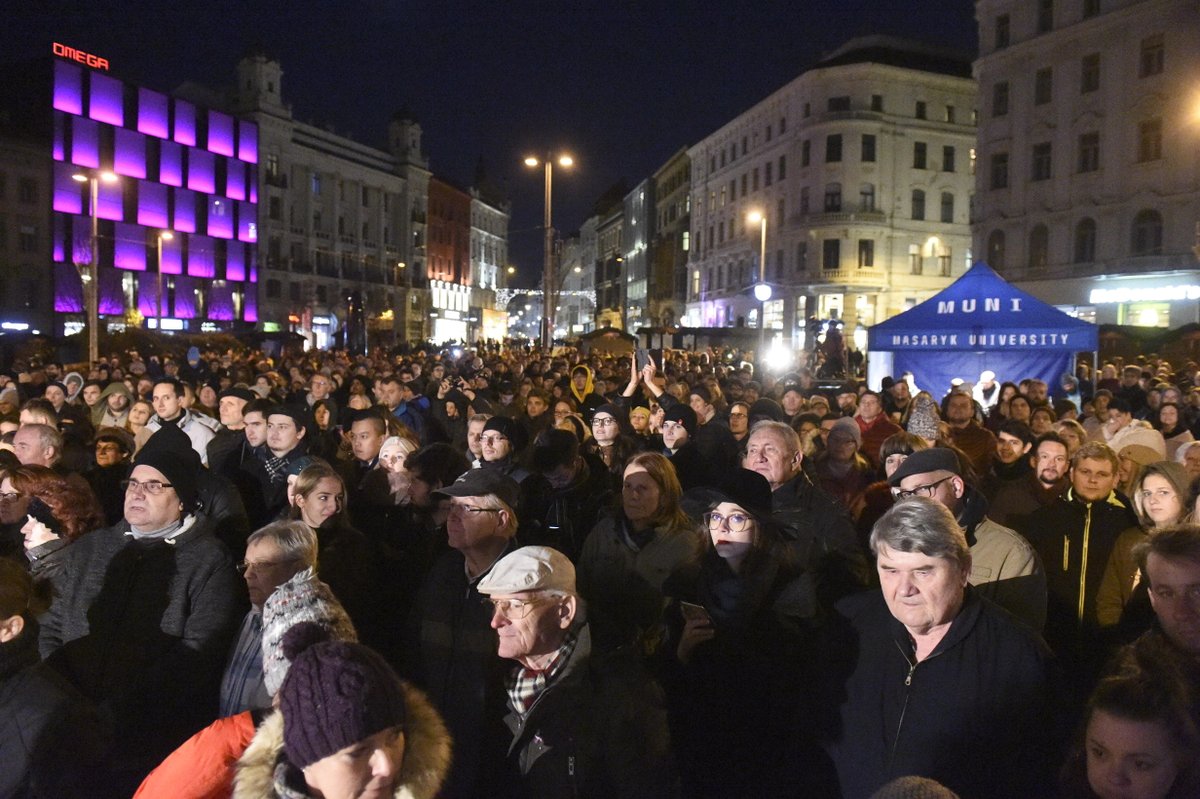 Proti Andreji Babišovi protestovali 17. listopadu 2018 i lidé v Brně