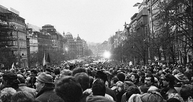 12. prosince 1989: Komise k 17. listopadu: Velel Štěpán!