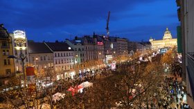 Václavské náměstí během 30. výročí sametové revoluce 17. 11. 2019