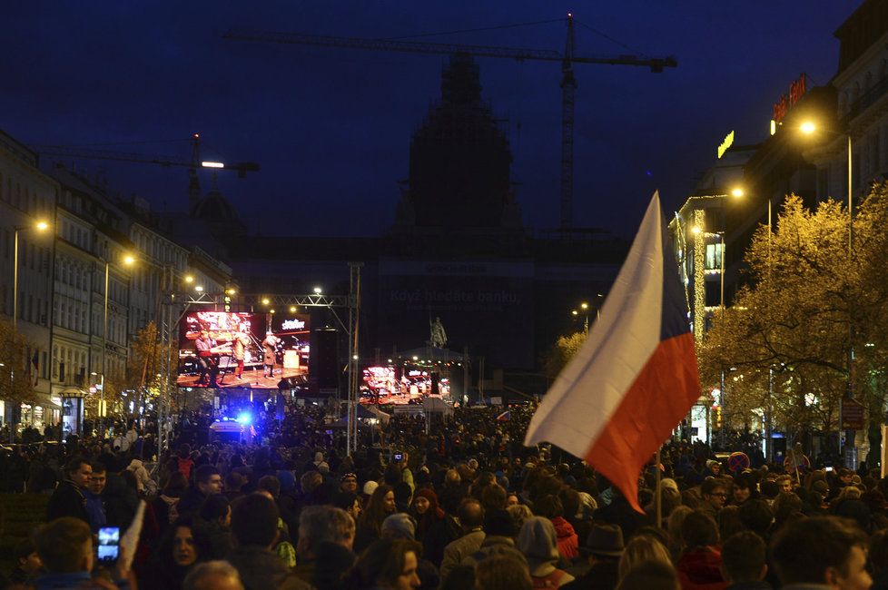 Demonstrace na Václavském náměstí 17. listopadu 2016