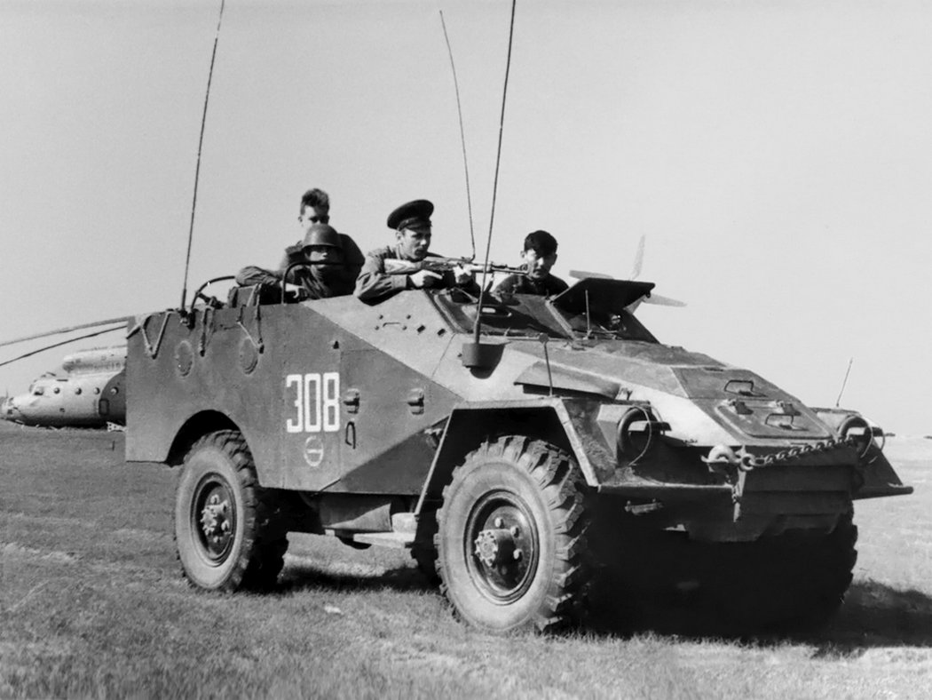 1949 BTR-40