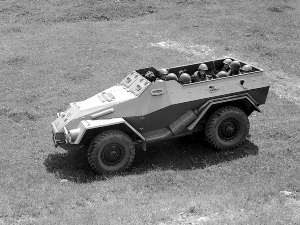 1949 BTR-40