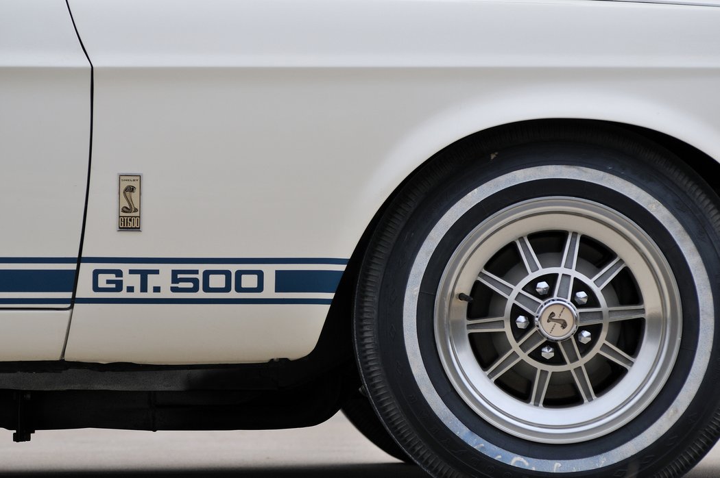 Shelby Mustang GT500 Super Snake (1967)