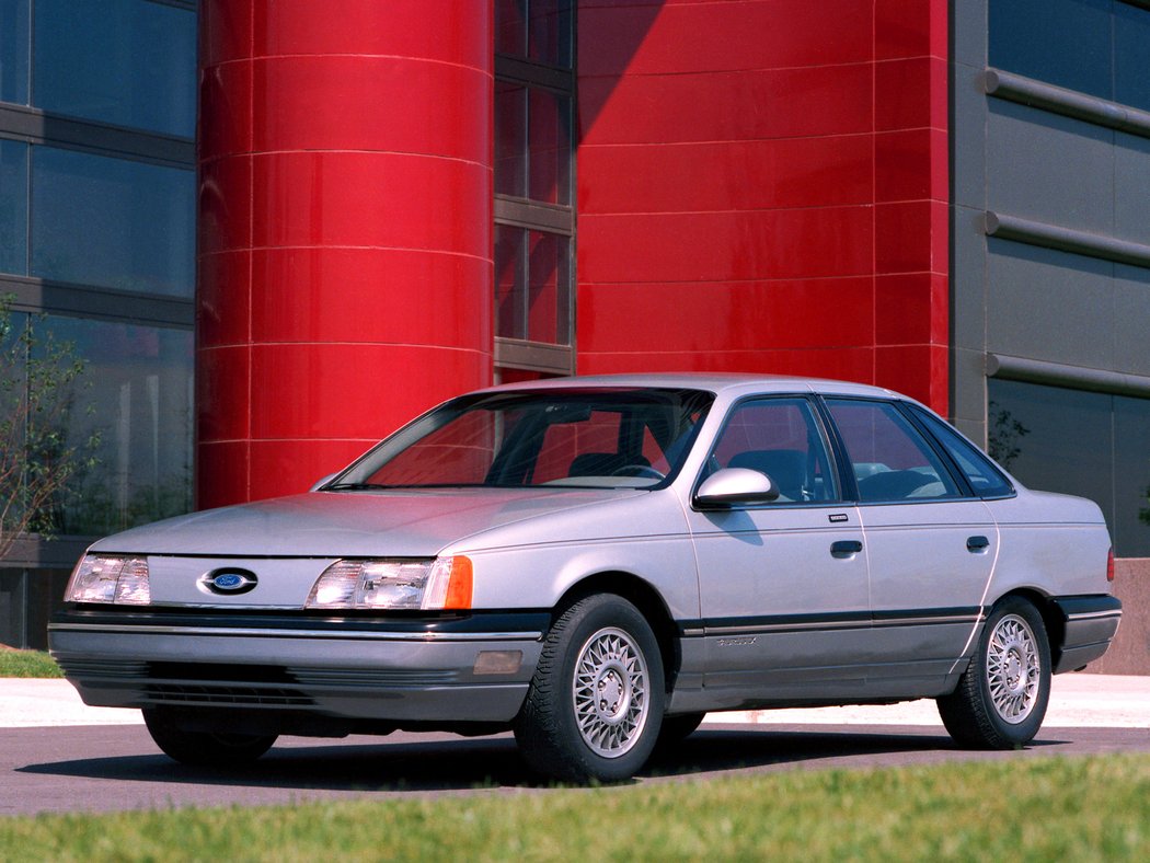 1985 Ford Taurus