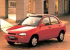 Mazda 121 DB (1990-1997): Japonské vajíčko se shrnovací střechou oslovovalo ženy