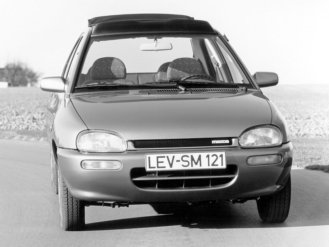 1991 Mazda 121