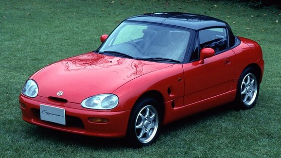 Suzuki Cappuccino (1991-1997): Kapesní sporťák z Kosai je v Evropě vzácností