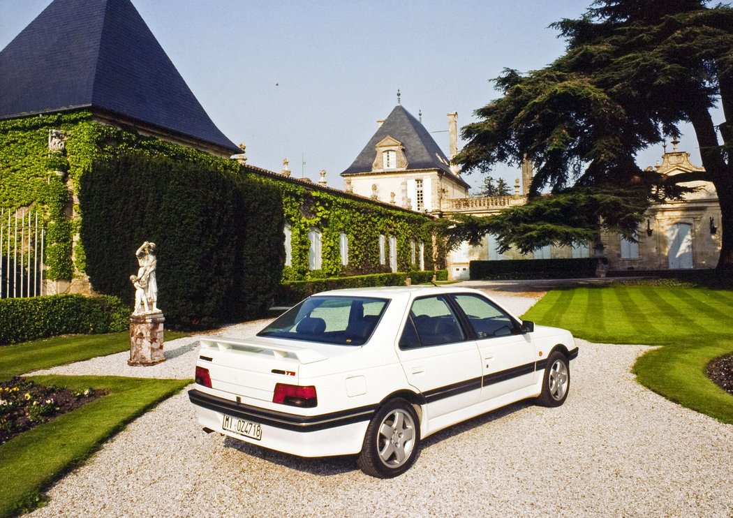 1993 Peugeot 405 T16