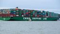 2. CSCL Globe: délka 399,67 metru, šířka 58,6 metru, kapacita 19 100 TEU