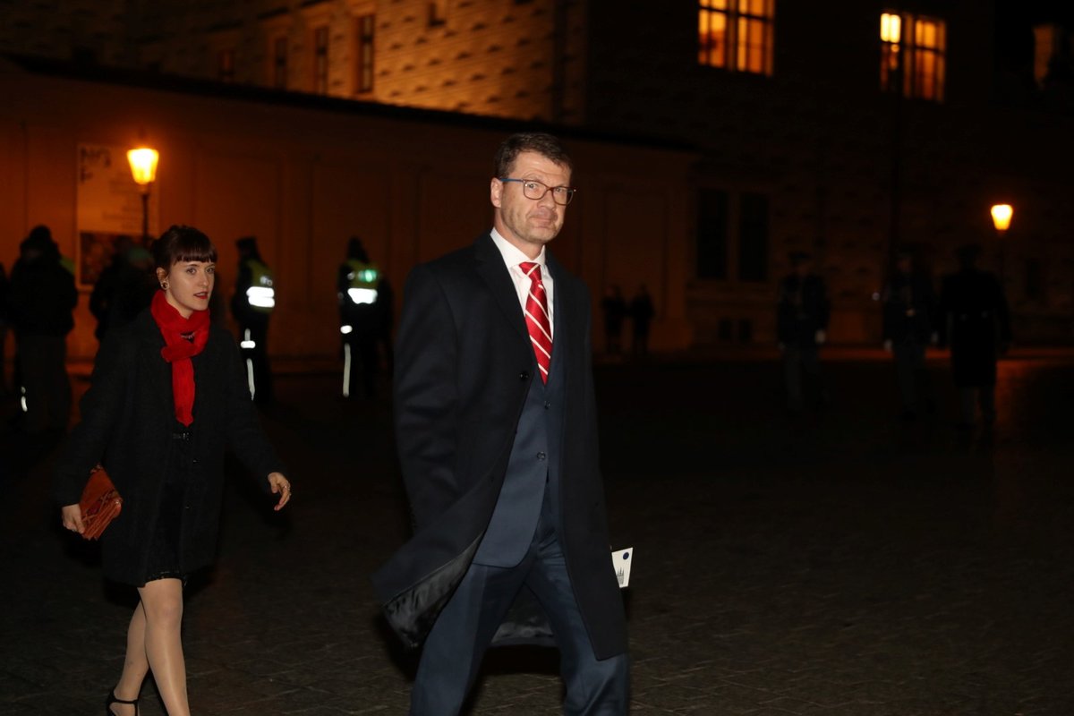 Hosté slavnostního ceremoniálu 28. října a jejich příjezd na Hrad