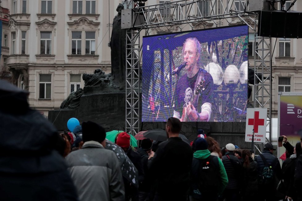 Tomáš Klus na Koncertě Českého rozhlasu k výročí vzniku republiky. (28.10.2018)