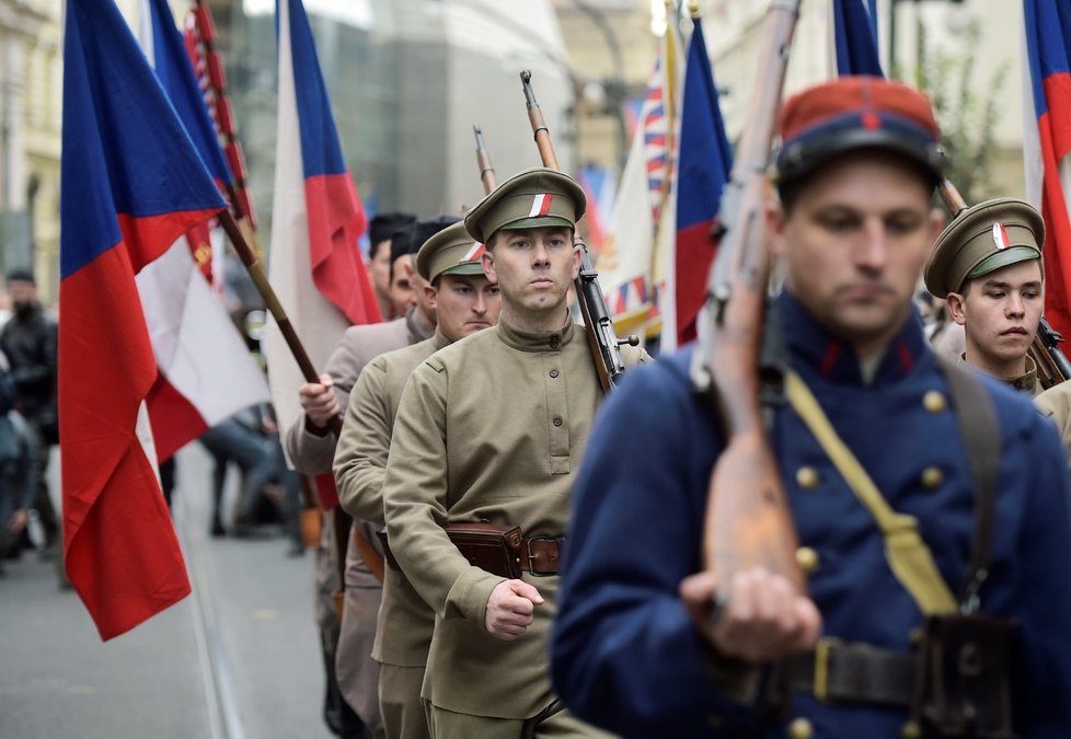 Sokolové v pochodu pro republiku uspořádaném 27. října 2018 k oslavám stého výročí založení Československa. Pochod vyrazil od Tyršova domu na Újezdě přes Národní třídu na Václavské náměstí.