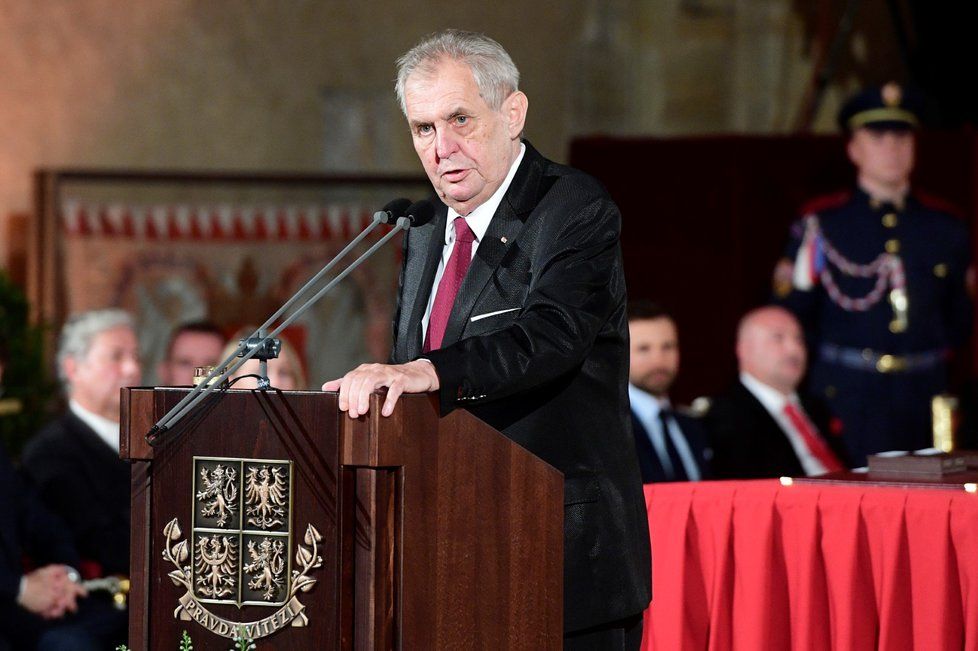 Český prezident Miloš Zeman se v pondělí v Šanghaji setká se svým čínským protějškem Si Ťin-pchingem. Zeman odlétá do Číny na svou celkově čtvrtou návštěvu v sobotu, hlavním cílem cesty je podpora hospodářských vztahů.