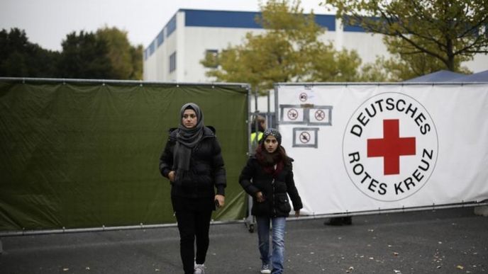 Uprchlický tábor v německém Heidenau Uprchlický tábor v německém Heidenau
