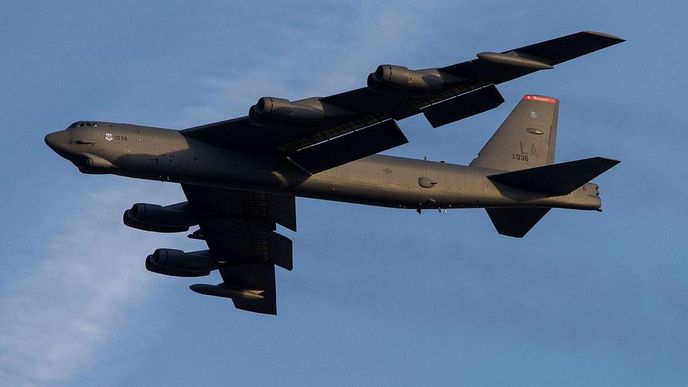 Bombardér B-52 Stratofortresses Bombardér B-52 Stratofortresses