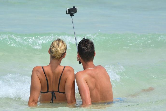 Selfie a la delfie Selfie a la delfie