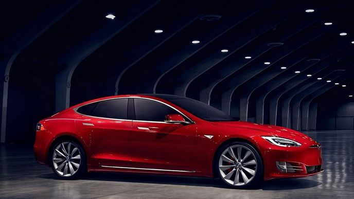 Tesla Model S má za sebou facelift Tesla Model S má za sebou facelift