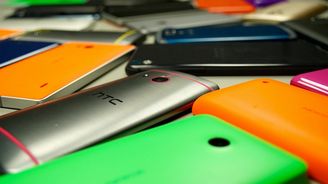 Lidé prodávají mobily, ale nemažou z nich svá data Lidé prodávají mobily, ale nemažou z nich svá data