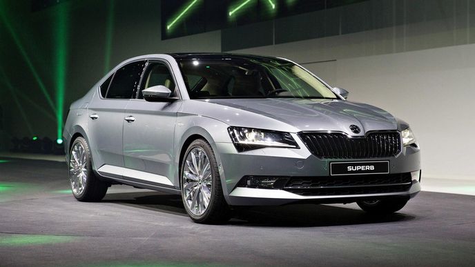Automobilka Škoda Auto představila 2. března v předvečer zahájení ženevského autosalonu ve světové premiéře třetí generaci vozu Škoda Superb. Vůz byl představen v rámci Volkswagen Group Night. Automobilka Škoda Auto představila 2. března v předvečer zahájení ženevského autosalonu ve světové premiéře třetí generaci vozu Škoda Superb. Vůz byl představen v rámci Volkswagen Group Night.
