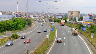 Česku hrozí arbitráž o téměř půl miliardy kvůli pozemkům v Praze Česku hrozí arbitráž o téměř půl miliardy kvůli pozemkům v Praze