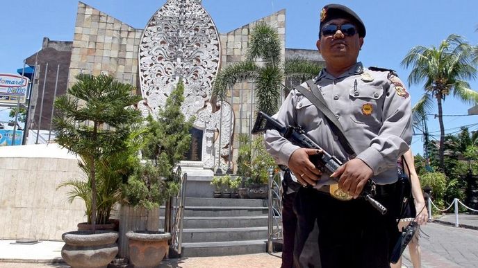Policista v indonéské Jakartě Policista v indonéské Jakartě