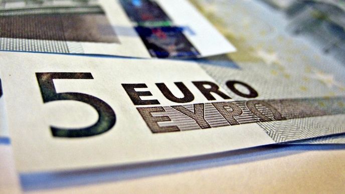 Euro (ilustrační foto) Euro (ilustrační foto)