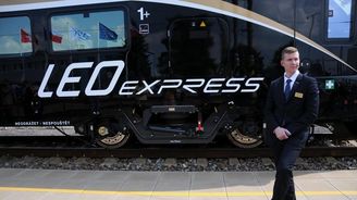 Leo Express zadržel platby za koleje, chtěl se odškodnit za požár Leo Express zadržel platby za koleje, chtěl se odškodnit za požár