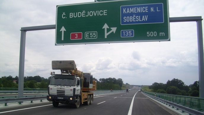 Dálnice D3 (ilustrační foto) Dálnice D3 (ilustrační foto)