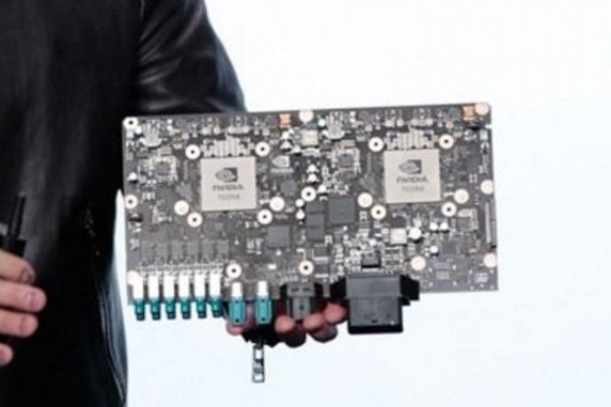 Superpočítač do auta Nvidia Drive PX 2 Superpočítač do auta Nvidia Drive PX 2