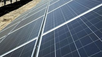 Vědci z Brna zdokonalili analýzu solárních panelů pomocí termovize Vědci z Brna zdokonalili analýzu solárních panelů pomocí termovize