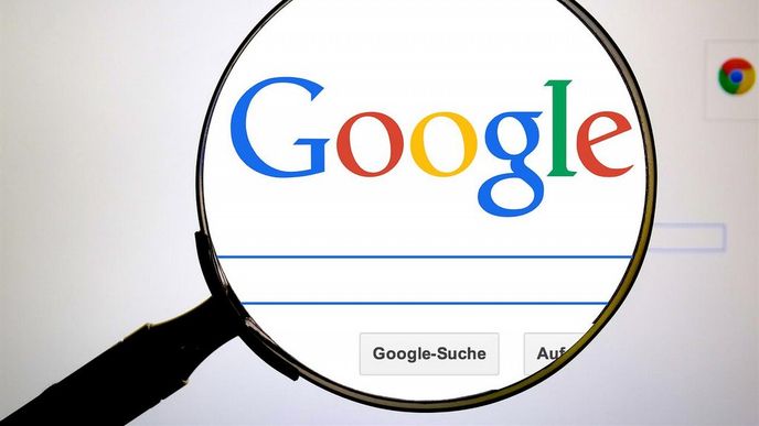 Google pod lupou Google pod lupou