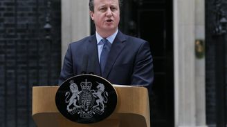 Cameron: Po brexitu bude méně peněz na důchody a zdravotnictví Cameron: Po brexitu bude méně peněz na důchody a zdravotnictví