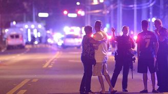 FBI útočníka z Orlanda v minulosti vyslýchala, nic ale neodhalila FBI útočníka z Orlanda v minulosti vyslýchala, nic ale neodhalila