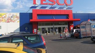 Tesco ve střední Evropě prý chtěla koupit maďarská banka, Orbán byl proti Tesco ve střední Evropě prý chtěla koupit maďarská banka, Orbán byl proti